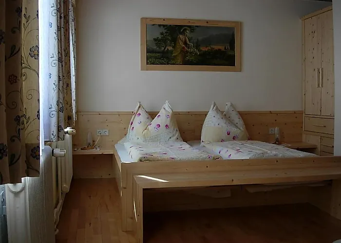 Ringlerhof مزرعة للإقامة *